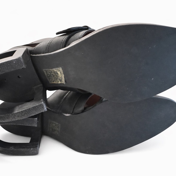 JEFFREY CAMPBELL🔥 Level-Up Black Booties Sandals w/Cut-Out Heel  Size 6.5 - Picture 6 of 9